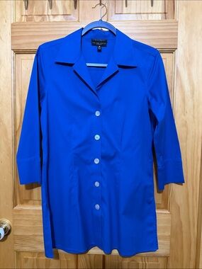 Foxcroft Royal Blue Non-Iron Stretch Fitted Button-Front Tunic, Size 4